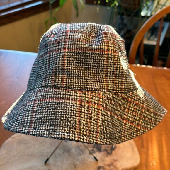 Scala Plaid Bucket Bucket Hat - Picture 3 of 9